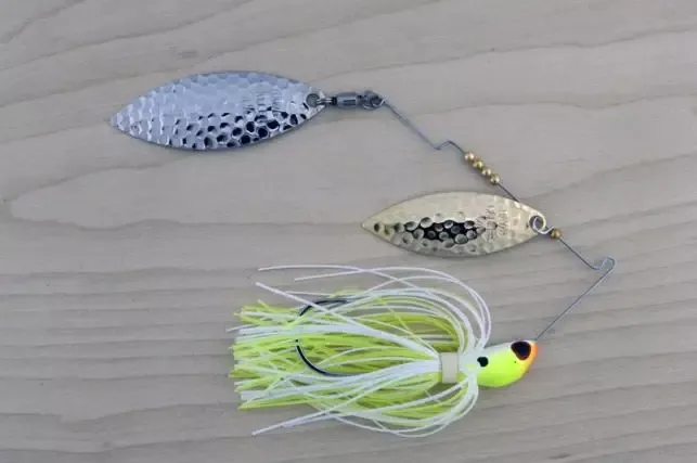 Lunker Lure Proven Winner Double Blade Spinnerbait 1/2 oz. - Chartreuse/White HG 4 Wil/HN 4.5 Wil